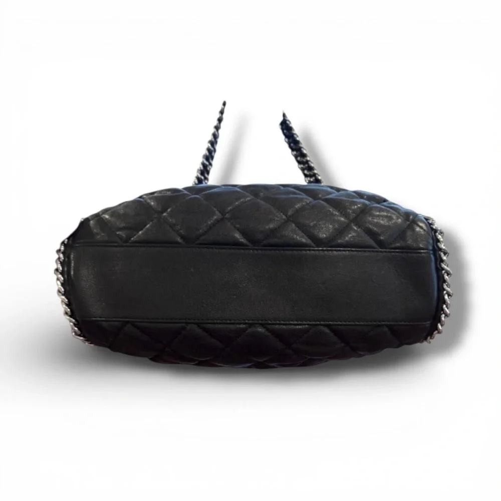 💞CHANEL BLACK Quilted Distressed / Washed Lambskin Double Chain Tote Silver HW